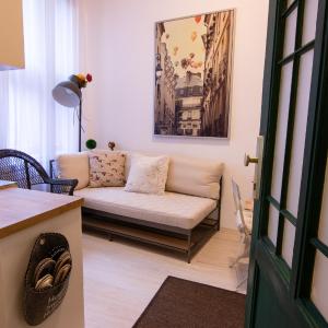 Junior Orange Apartment next to Danube