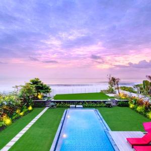 Angkasa 5 BR Beachfront Villa JU31