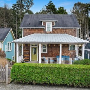 Its A Wonderful Life by Seabrook Hospitality