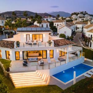 All About Villa Breeze