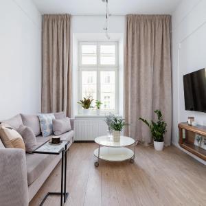 One Bedroom Apartment - Dietla 68 street