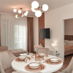 S&L luxury apartman