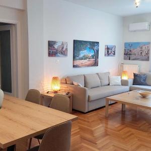 Elegant apartment in Plaka