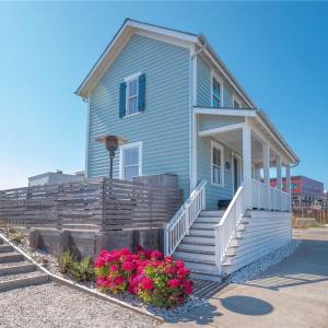 Seaglass Cottage by Seabrook Hospitality