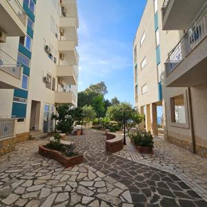 Redsun Apartment