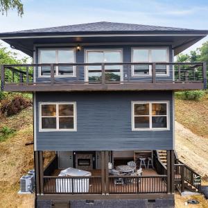Smokies Treehouse