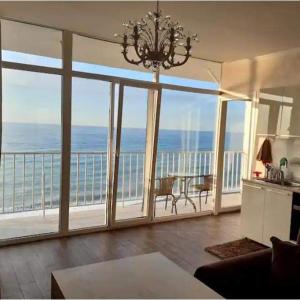 Apartment on the beach magnolia