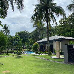 RedBeach House Private BEACH HOUSE with Pool Real Quezon