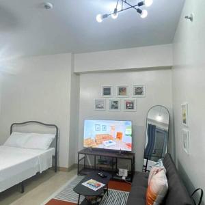 Modern comforts sleek studio in Manhattan Plaza2