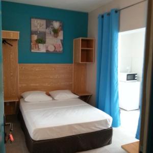 L'ANNEXE 66 , Centre Ville , à 200 m de la Rue Piétonne , du Petit Marché et du Leader Price , sur une rue calme, PARKING GRATUIT sur la rue