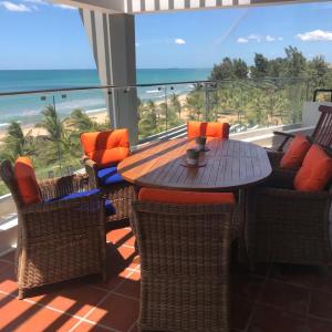 Luxury Penthouse, Beachfront, Nilaveli