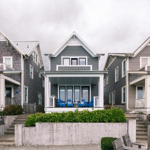 Love Shack by Seabrook Hospitality