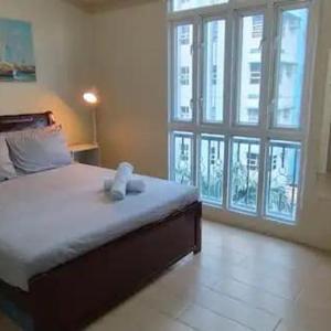 1 Bedroom Condo Unit Near Airport