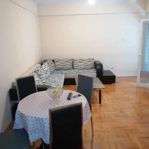 Modern one bedroom apartment