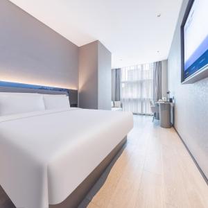 Atour Light Hotel Shanghai Daning International Shibei High-tech Park