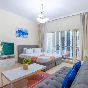 RH- Contemporary Studio, Downtown, Near Dubai Mall & Burj Khalifa