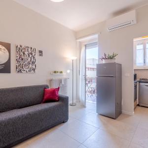 Santa Rita Functional Flat with Balcony