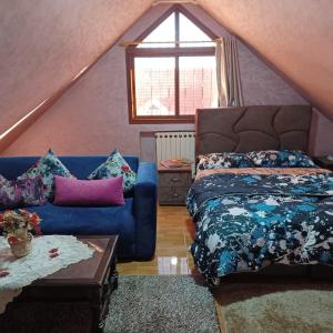 Lovely & Cozy Self-Contained Studio Apartment For 2 Guests Apt No 4