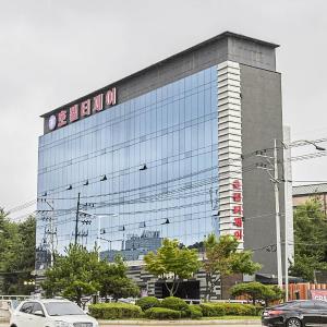 TJ Hotel