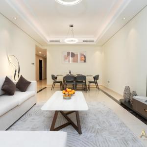 Mon Reve - Super Deluxe 2BR Plus Maids - Near Burj Khalifa & Dubai Mall-Downtown