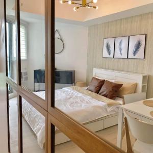 Modern & Minimalist Space Azure North Residences