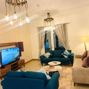 Two Bedroom Apt on Sheikh Zayed Road