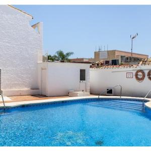 La CASA en La Carihuela playa a 4 minutos a pie