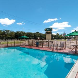 Quality Inn Little Creek
