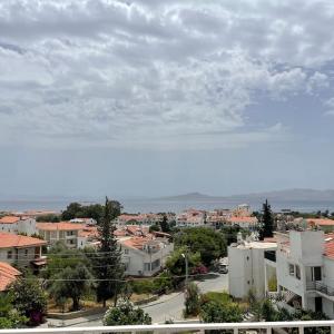 Full Deniz Manzarasına Sahip Çatı Katı Dairesi