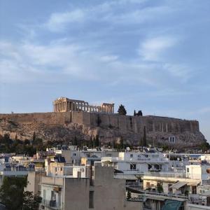 Acropoli 2 Bedroom Flat with Rooftop Acropolis View