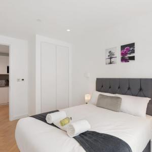 Melrose Place 7beds Wembley stadium 15mins to Central London