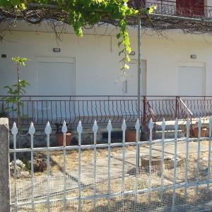 Plataria Houses
