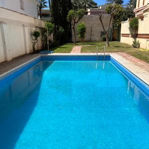 La Gran Playa,Piscina Terraza y parking 8 personas