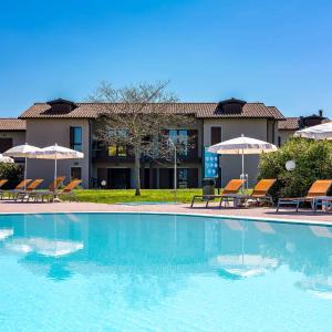 Apartment in Peschiera del Garda 22083