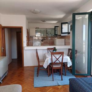 Sea breeze Budva