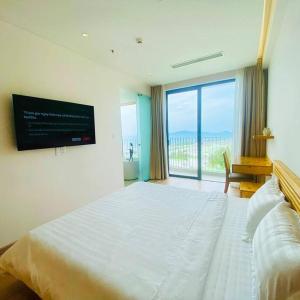 Sand2Sea Oceanview 2 Bedroom Hoi An Beach