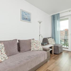 Cztery Oceany Studio for 4 Guests with Balcony & Parking Gdańsk by Noclegi Renters