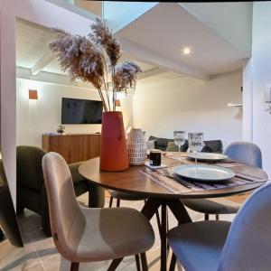 duplex élégant, dynamique à 100 mètres du vieux port