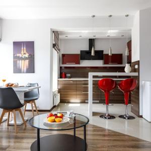 Golden Apartments Wroclaw - Two Bedrooms - Great Location&Legnicka