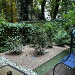 Exclusive Central Apartment with Private Garden