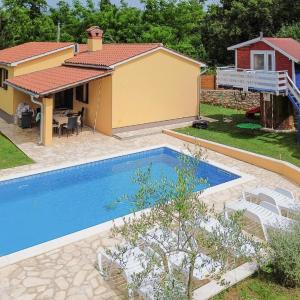 Lovely Home In Krsan With Wifi