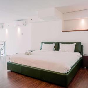 Wonderful and Homey Studio Citylofts Sudirman Apartment By Travelio