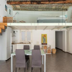 MetaM Apartment in the City Center by Wonderful Italy