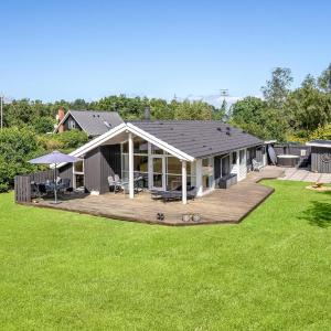 Beach Front Home In Grenaa With Wifi