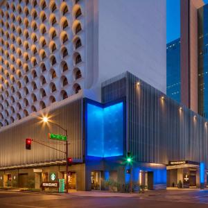 Renaissance Phoenix Downtown Hotel