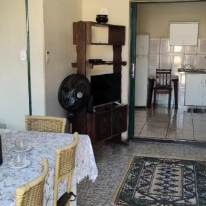 Ap com terraço, 2 quartos, wi-fi, próximo ao centro da cidade