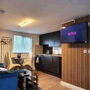 The Studio , chic 3rd floor apartment near City Centre