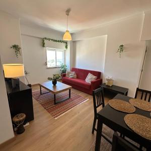 Bright spacious 1 bedroom apartment
