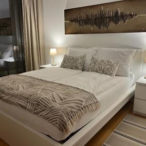 Relax & Lounge Apartments