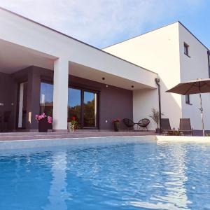 Villa DaLi Pomer